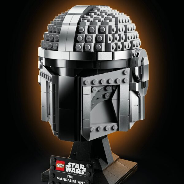 LEGO The Mandalorian™ Helmet 75328 | Star Wars